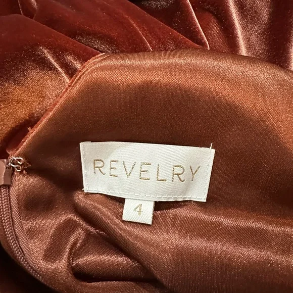 REVELRY DAWSON VELVET. TERRACOTTA. Size 4 Petite. Worn once. - Picture 3 of 3